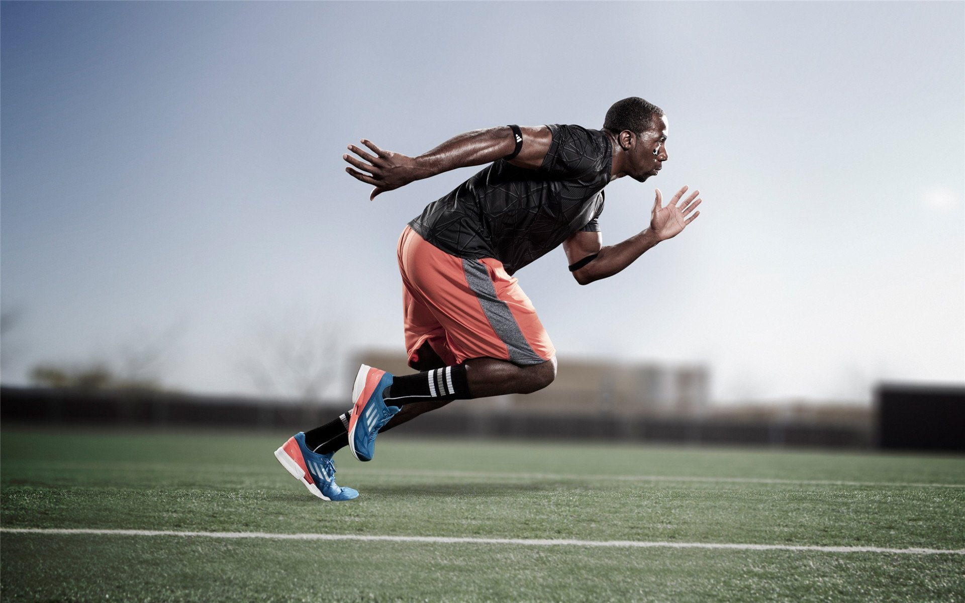 特斯·冯·迪克：精准的长传与突破能力，助力南非队打破僵局，冯·迪特里施